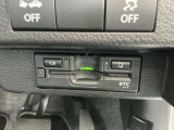 ETC車載器搭載。運転席側に装着されているのでカードの抜き差しも簡単です。