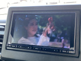 停車中にテレビや動画を楽しめるTV機能が搭載されています。長距離移動や休憩時間に、エンターテイメントを満喫できます。