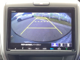 バックモニター付きで、車庫入れやバック時の後方確認をサポート。