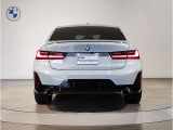 【認定中古車保証】BMW認定中古車は保証も充実しております。2年間もしくは、1年間の保証に加え、最大4年間までの保証延長も可能でございます(対象車種限定)!充実の保証で、安心してお車をご利用いただけます!