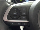 ステアリングスイッチ付!運転中も目線を動かす事無く音量等の操作可能!