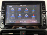 地デジ(フルセグTV)の視聴はもちろん、DVD再生やCDからSDカードへの録音機能(ミュージックストッカー)、Bluetoothによるスマホ音楽再生やハンズフリー通話にもフル対応しています!