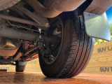 お車を安心してお乗りいただく為には、足回りの定期点検が欠かせません。サービスサポート(有償保証)では無料点検もご提供しており、安心のカーライフをお過ごしいただけるサポート体制が整っています。
