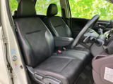ドライバー視点からの眺界は良好。操作性にも優れた内装で、運転に集中できます。