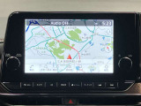 メーカーナビ(NissanConenectナビゲーションシステム)プロパイロットとリンクするナビゲーションシステム。9インチの高解像度モニターを搭載し、スマートフォンのワイヤレス充電など対応!
