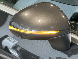 納車前整備は、検査ライン等の施設が充実した当店3階の指定工場で入念に行います。メルセデス・ベンツの定める厳しい基準をクリアしたお車のみをご案内させて頂きます。
