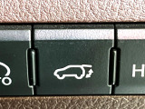 【パワーバックドア】スマートキーや運転席のボタンを押すだけでリアゲートが自動で開閉します!荷物を持っている時や、高い位置にあるバックドアを閉める際に便利な機能です♪
