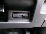 ETC車載器が付いています。ここも、あそこも、、最近はスマートインターチェンジも増えてきましたよね!最初から付いているので、お買い得^^