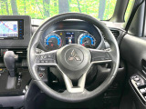 【純正革巻きステアリング】上質な革を使用することで、手にしっかり馴染みとても運転しやすいハンドルです♪