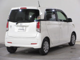 ボディクリーニング後、愛車をピカピカの状態へ保護するコーティング「ブライトパック」がおススメです!水垢がつきにくく、手入れがしやすくなりますよ!いつも愛車をきれいにしておきたい方におススメです。