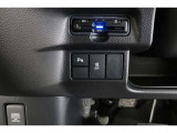 【横滑り防止装置】ドライバーの安全運転をアシストしてくれる装備が充実しています☆ドライバーの不安を安心へと変えてくれますね。