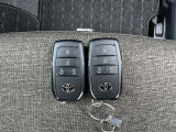 ★スマートエントリー★キーをとり出すことなく、施錠開錠。エンジン始動もワンタッチ!