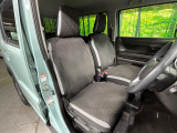 運転席シート廻りは使用感も少なく、良好な状態となっています。丁寧に使われていたことがよくわかりますね。