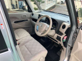 自社整備工場併設! 納車整備からアフターフォローまでお任せください。 車検や定期点検、オイル交換はもちろん、ナビやドラレコ、バックカメラ、ETC等の取り付けも当店にお任せください。