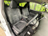 運転席シート廻りは使用感も少なく、良好な状態となっています。丁寧に使われていたことがよくわかりますね。