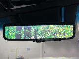【デジタルインナーミラー】後席の大きな荷物や同乗者で後方が確認しづらい時でも安心!カメラが撮影した車両後方の映像をルームミラー内に表示。クリアな視界で状況の確認が可能です!