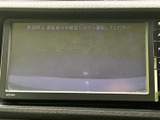 後方確認をサポートし、安全な運転に貢献します。駐車時の不安を軽減し、より安心した運転をサポートします。