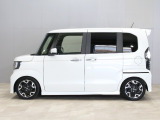 【コーティング/ガードコスメSP】好評のコーティング施工で愛車のボディをケアしませんか?紫外線や酸性雨等の劣化によって塗装面の光沢の消失や塗装の剥離を防ぎます!