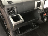 各所にカップホルダ-を設置♪