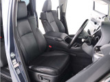 (電動シート)運転席8ウェイパワーシート!シートメモリー機能付き!上級グレードならではの贅沢装備で人気装備となります。