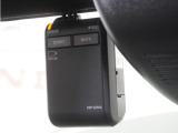 ◆ドライブレコーダー◆映像・音声などを記録する自動車用の装置です。 もしもの事故の際の記録はもちろん、旅行の際の思い出としてドライブの映像を楽しむことができます。