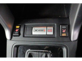 X-MODE操作スイッチと前席シートヒーター(2モード)を装備です。ワンタッチで作動しますので、運転に専念できます。