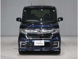 誤発進発進防止、クルーズコントロール(前走車検地による自動加減速機能付)、衝突軽減ブレーキ、斜線維持支援、路外逸脱抑制機能、先行車発進お知らせ機能、道路標識認識機能等が付いた「ホンダセンシング」です!