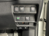 店舗にて現車の確認もいただけますので、お電話で在庫のご確認の上是非ご来店くださいませ。