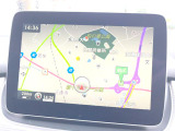 ●ベンツ純正ナビ:一体感のあるナビは、高級感ある車内を演出してくれます。Bluetooth再生などオーディオ機能も充実しておりますので、運転もより楽しめます♪