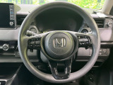 【ステアリングスイッチ】運転中、前方から目線をそらすことなく、オーディオ等の操作が可能な便利機能!安心&快適なドライブを演出してくれます♪