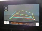 バックガイドモニターで、後方を確認しながら安心して駐車することができます。運転初心者も熟練者も必須の機能ですよ!