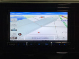 ナビゲーションはフルセグTV対応のメモリーナビ(社外品)を搭載しています。Bluetoothオーディオ機能がありますので、スマートフォンなどの音楽も再生できます。