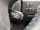 高速道路での運転が驚くほどラクになる「レーダークルーズコントロール」を装備!先行車を自動で認識し、車間距離を保ちながら追従走行してくれます。渋滞時や長距離移動の疲労を軽減してくれます