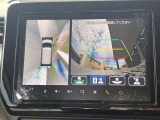 見えない場所を映し出すメーカー純正の全方位モニターです!縦列駐車で便利な「俯瞰映像」や狭い道でのすれ違いで役立つ「助手席側のサイド映像」など視点を切り替えて表示し、ドライバーの視界をサポートします!
