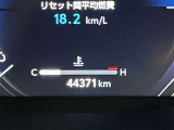 撮影時の走行距離です☆ご来店時や納車時には展示の移動や整備などで、若干距離が進んでる場合がございます。