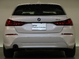 BMWのお車は、走行の安定性とコーナリングの良さを追求し、思い通りにハンドルの操作可能です。試乗車もご用意しておりますので、ぜひ&ldquo;駆け抜ける歓びをご体感ください!