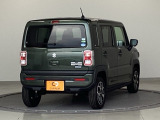 バックカメラが付いているのでバックでの車庫入れも安心です。