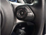 ハンドルから手を放さずに操作出来ますので、安全運転にもつながりますね