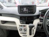お車の事をあまり詳しくない、女性やご年配の方にも親切&分かりやすいご説明を致します。分からない事は、お気軽に何でもお聞き下さい。