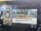 【パノラミックビューモニター】専用のカメラにより、上から見下ろしたような視点で360度クルマの周囲を確認することができます☆死角部分も確認しやすく、狭い場所での切り返しや駐車もスムーズに行えます。