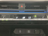 オートエアコンは温度を設定するだけで、自動で風量などを設定してくれます。運転しながら操作も必要ないので、安全性も向上します。