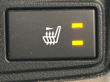 【シートヒーター】寒い日に重宝するシートヒーター!エアコンより早く温まってくれるので寒がりの人も安心ですね♪エアコンの温風は乾燥するから苦手、という方にもをおすすめです。