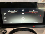 モニター式メータパネルです。回生モニター等様々な情報表示を変更できるデジタルスピードメーターとなっております。