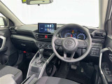 運転席まわりです。 各操作スイッチは使いやすい位置に配置されてます。