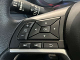 ステアリングスイッチ搭載!ハンドルひとつで手を離さなくても運転中視線をそらさなくても操作が出来て便利です♪