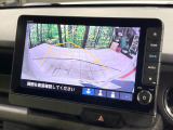 【バックカメラ】駐車時に後方がリアルタイム映像で確認できます。大型商業施設や立体駐車場での駐車時や、夜間のバック時に大活躍!運転スキルに関わらず、今や必須となった装備のひとつです!