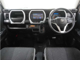 ◆インテリアパネル◆視界広々で非常に運転しやすくロングドライブでも疲れを感じさせないすっきりとまとまったインパネ周りです。