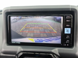 お車選びをお楽しみ頂けるよう、在庫車の展示スペースを十分に確保しております。