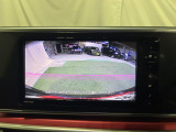 見えづらい車体後方部を映像で映し出してしっかりサポート!難しいバック駐車も安心です♪