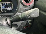 【オートライト】車外の明るさに応じて自動的にライトの点灯・消灯をしてくれます